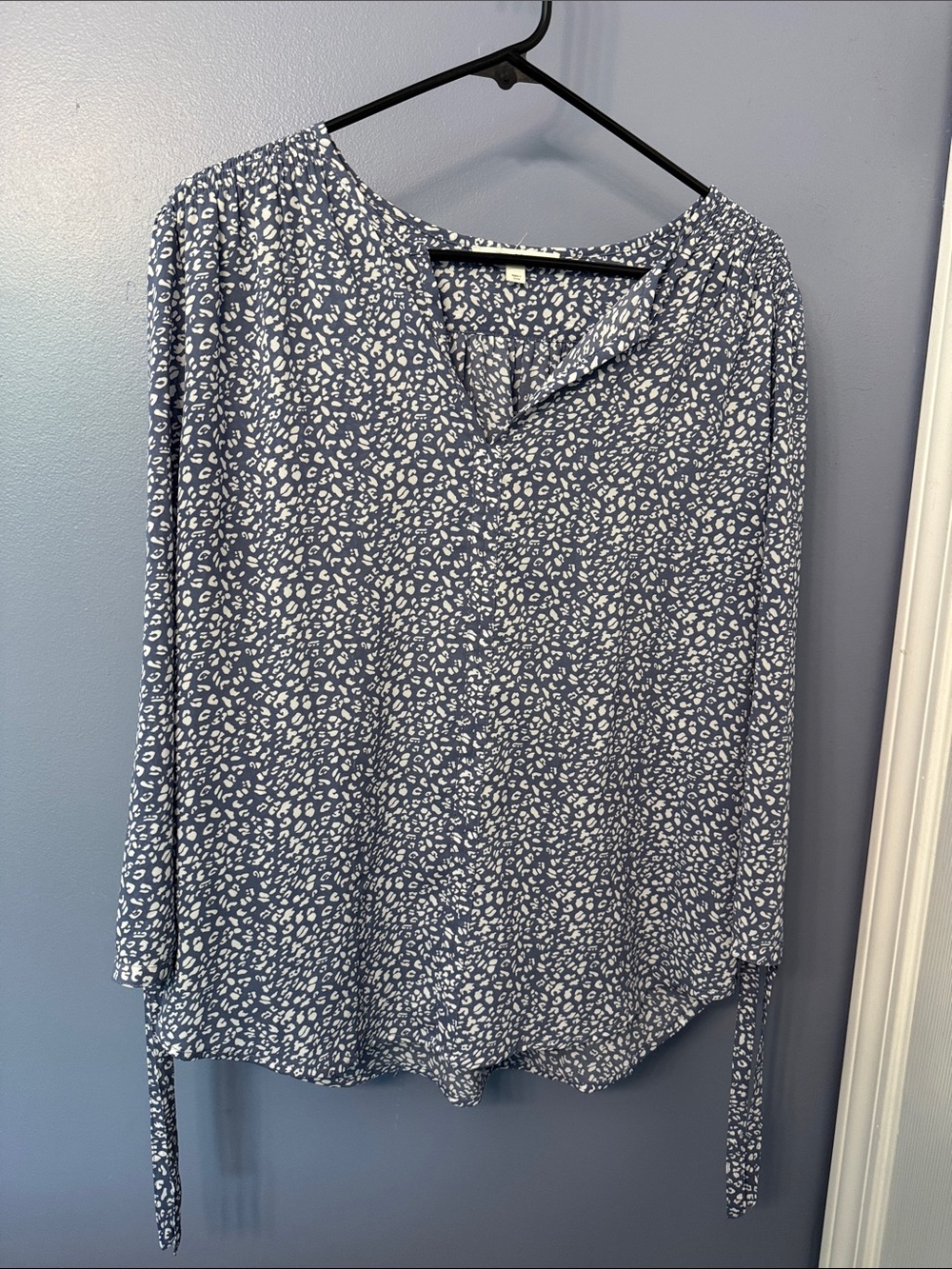Women’s Blue Printed Long Sleeve Blouse